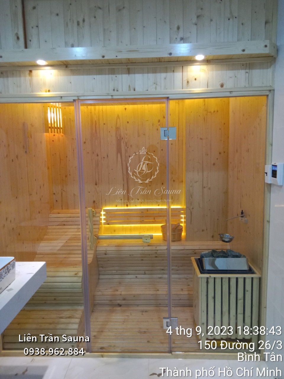 Bàn giao Phòng xông hơi (2m x 1.6m x 2m) kết hợp ghế ngồi và ghế nằm cho khách hàng Quận Bình Tân, Tp.HCM