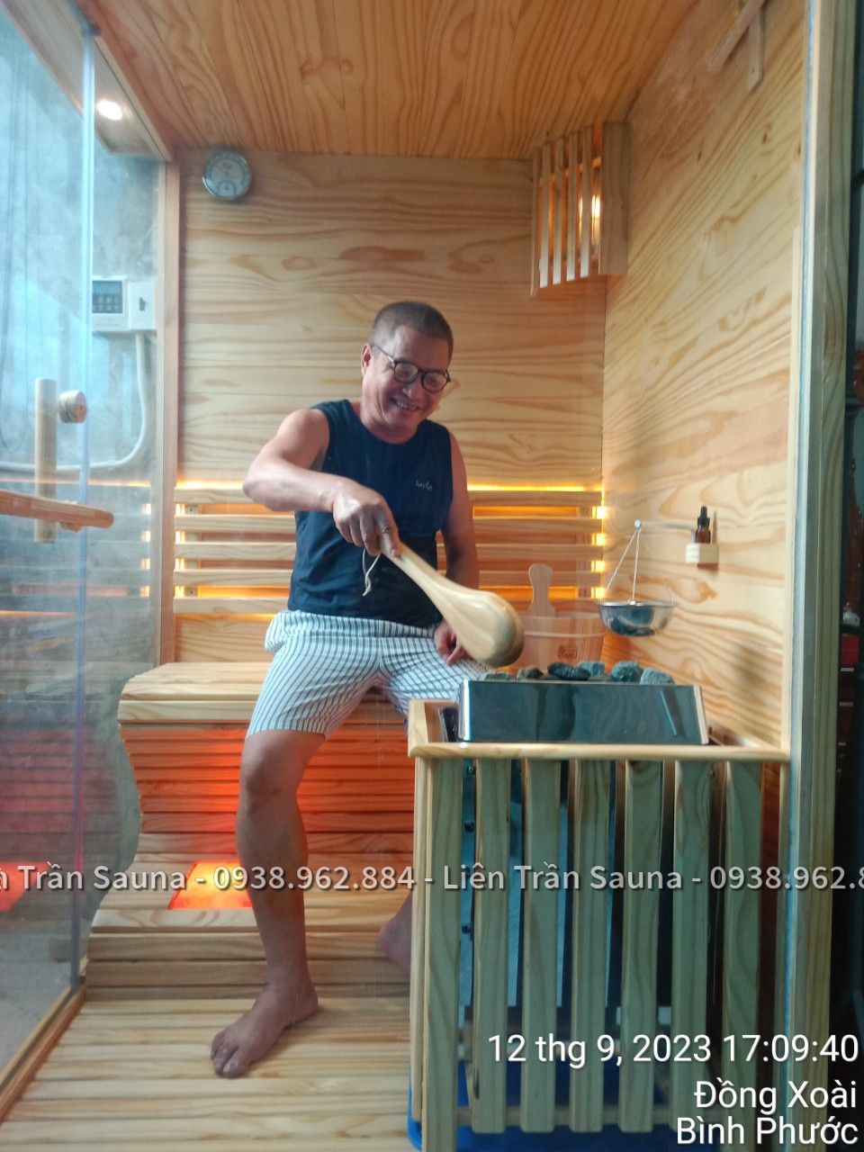 HOÀN THIỆN, BÀN GIAO PHÒNG XÔNG HƠI 2 MẶT KÍNH ( 1.2m x 1.2m x 2m) CHO ANH TRƯỜNG Ở TỈNH BÌNH PHƯỚC