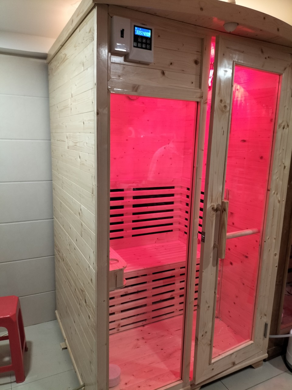 BÀN GIAO PHÒNG XÔNG HƠI HỒNG NGOẠI CHO ANH HƯỞNG Ở THỦ ĐỨC, TP.HCM